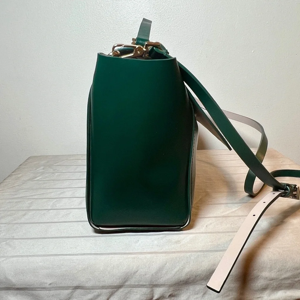 kate spade Green Leather Shoulder Bag with Matching Wallet